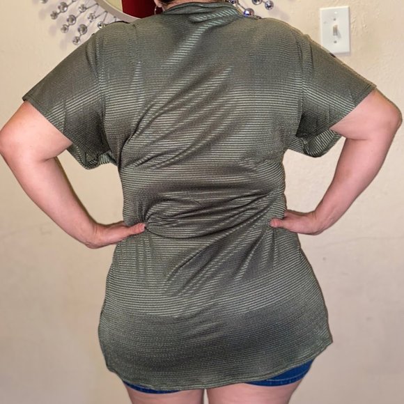 OLIVE PLUS SIZE TOP - Picture 3 of 5